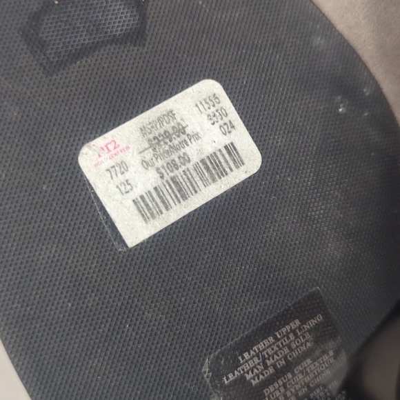 Lightly worn booties - Picture 4 of 4